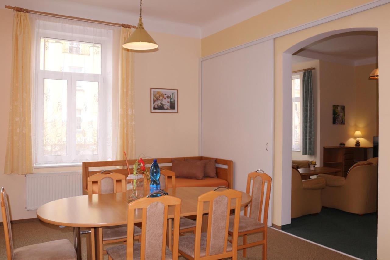 Homely Apartments Villa Christiana Mariánské Lázně Kültér fotó